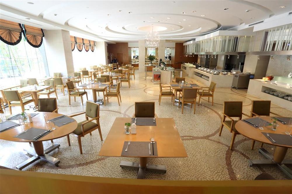 Jinling Plaza Changzhou Чанчжоу Ресторан фото